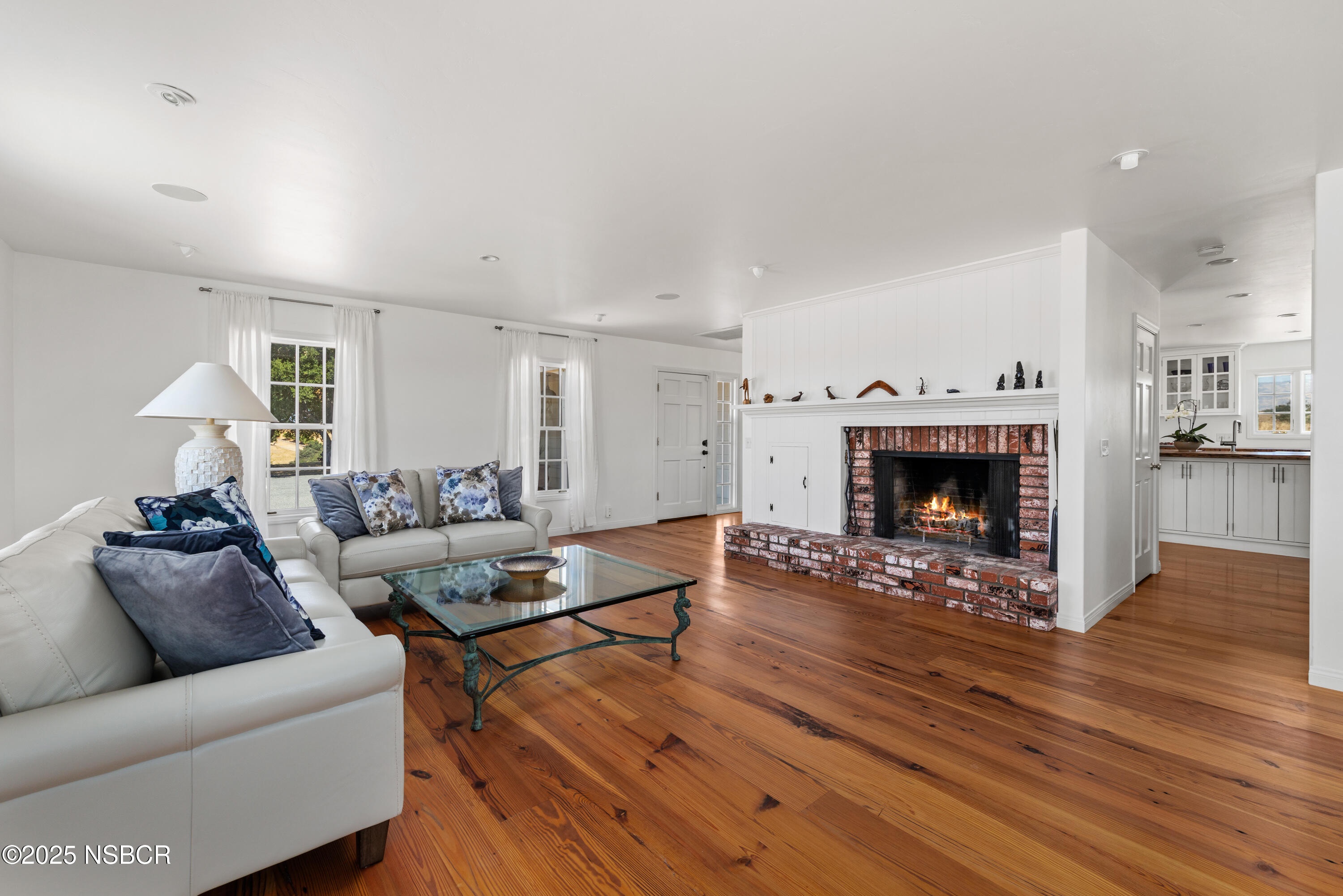 Santa Ynez, California 93460, United States, 3 Bedrooms Bedrooms, ,4 BathroomsBathrooms,Residential,Active,198675