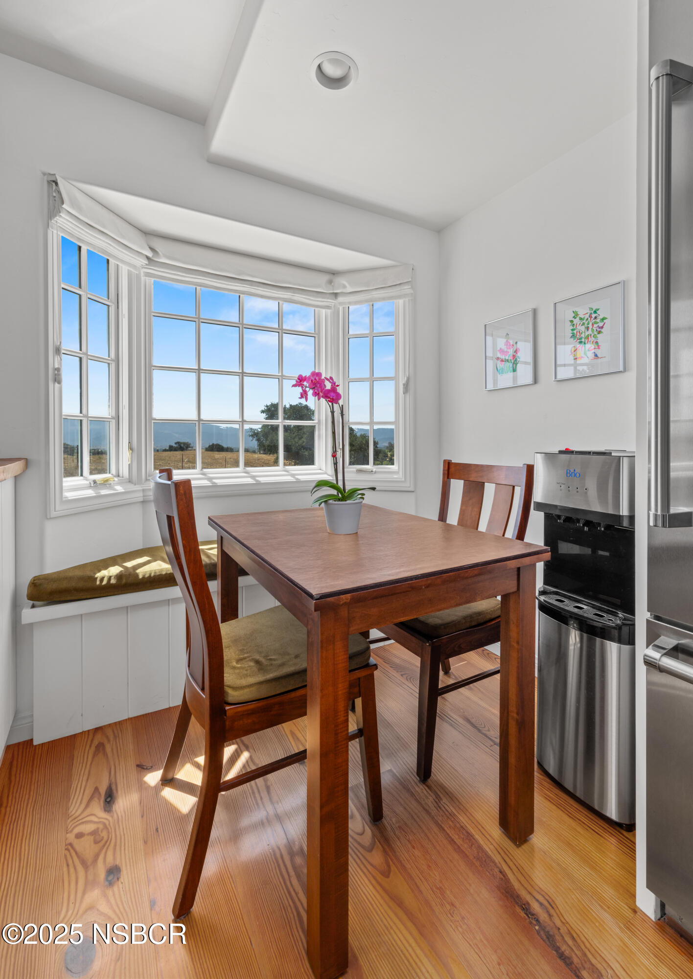 Santa Ynez, California 93460, United States, 3 Bedrooms Bedrooms, ,4 BathroomsBathrooms,Residential,Active,198675