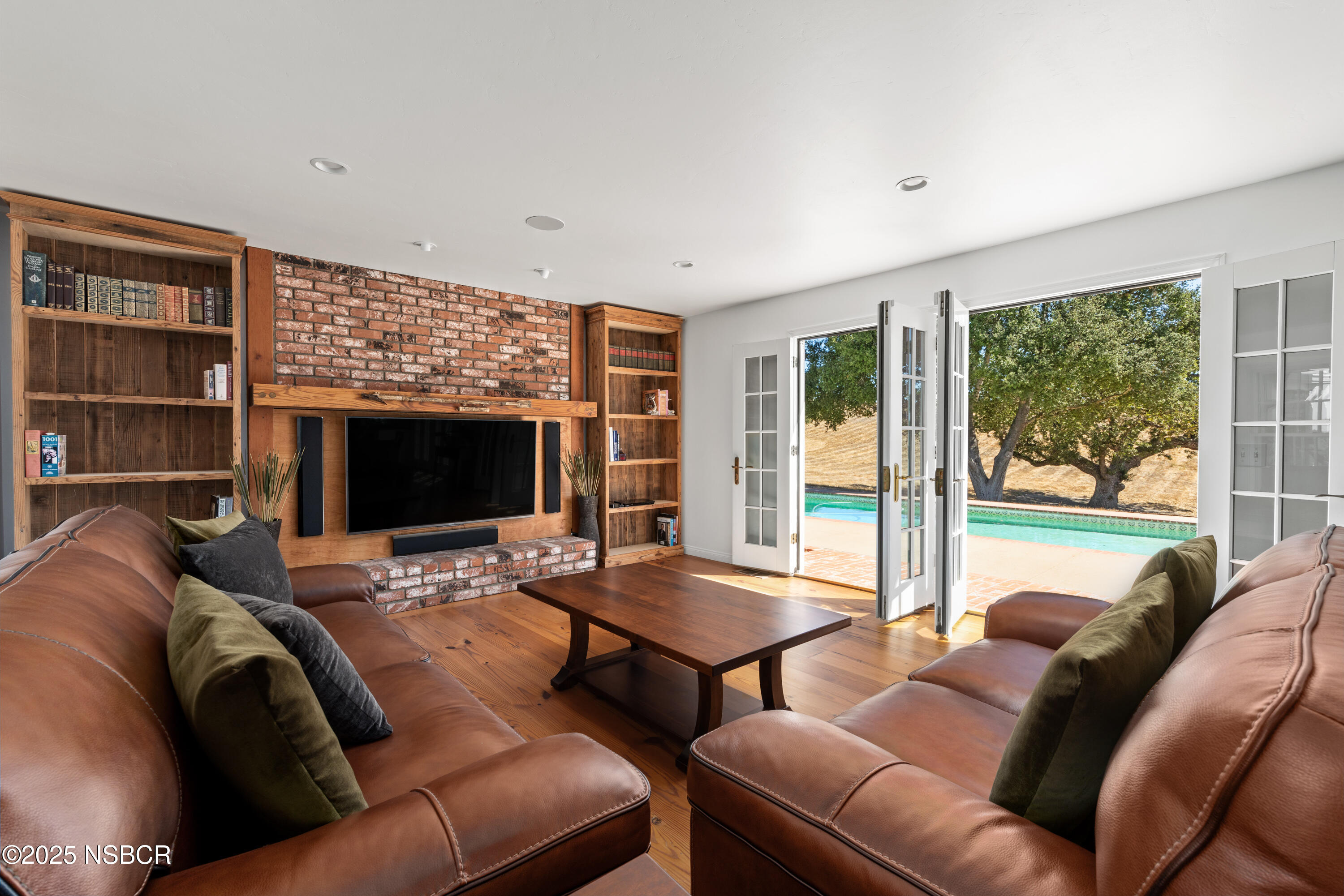 Santa Ynez, California 93460, United States, 3 Bedrooms Bedrooms, ,4 BathroomsBathrooms,Residential,Active,198675