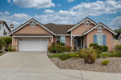 Photo of 3030 Silver Sage Lane, Lompoc, CA 93436 (MLS # 25001900)