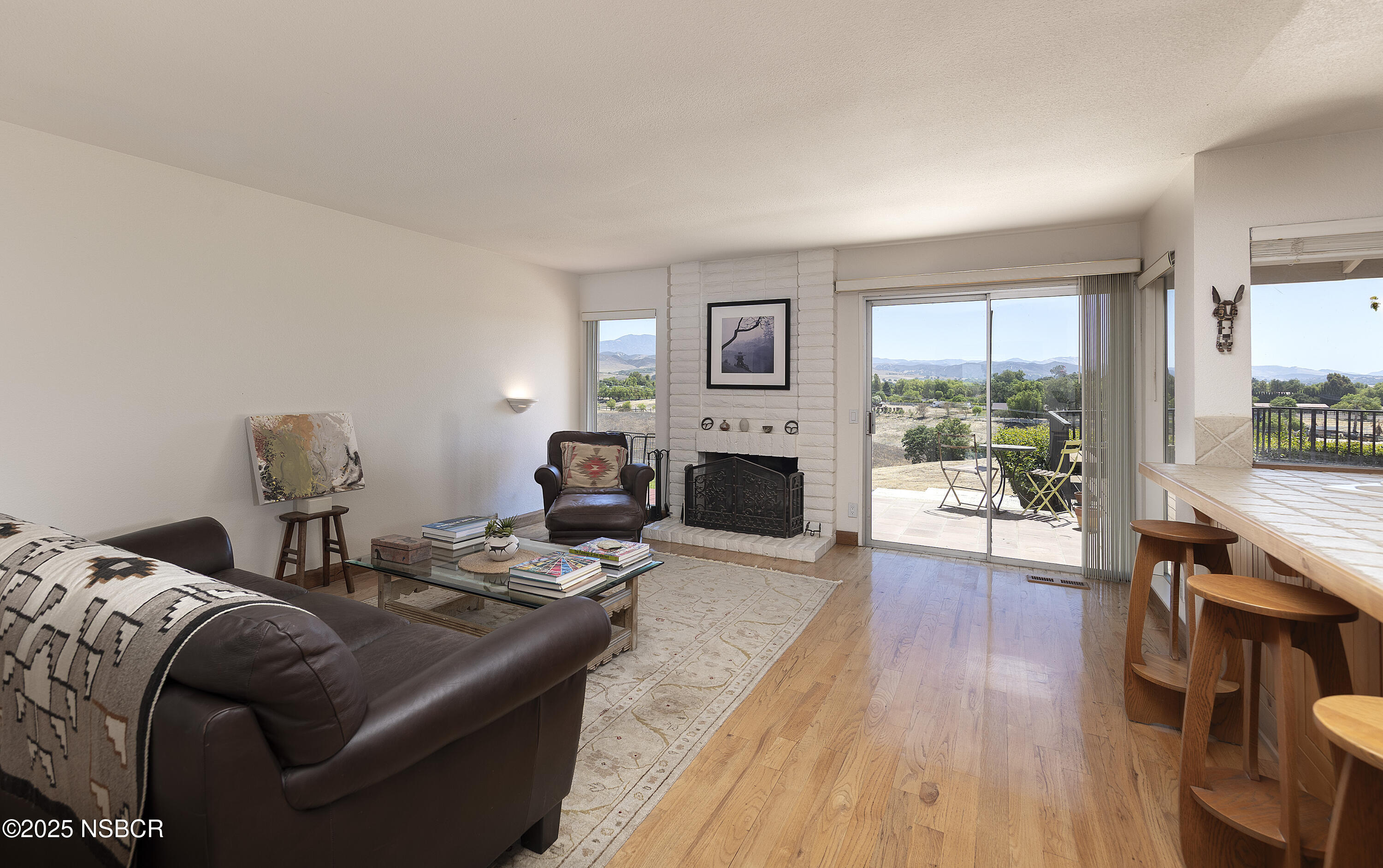 Santa Ynez, California 93460, United States, 3 Bedrooms Bedrooms, ,2 BathroomsBathrooms,Residential,Pending,165970