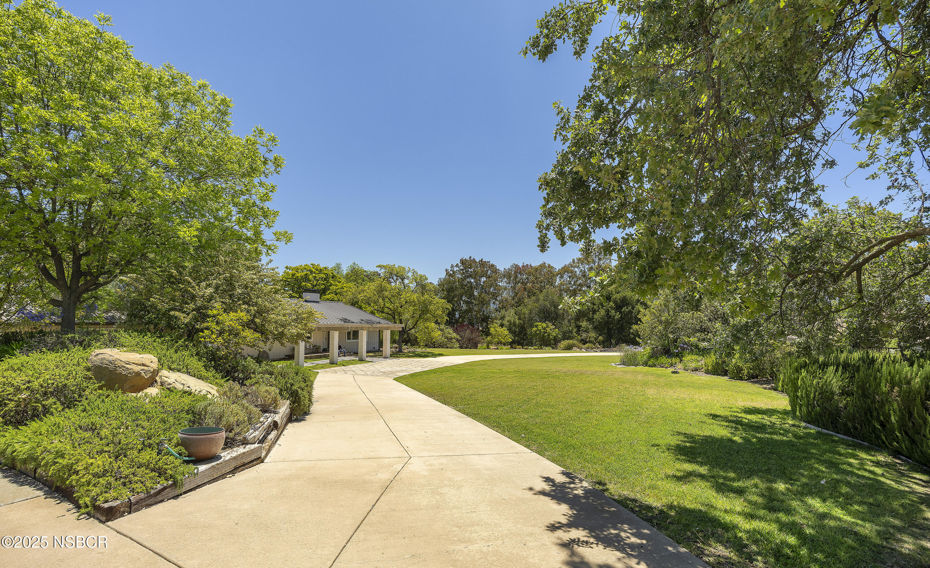 Santa Ynez, California 93460, United States, 3 Bedrooms Bedrooms, ,2 BathroomsBathrooms,Residential,Pending,165970