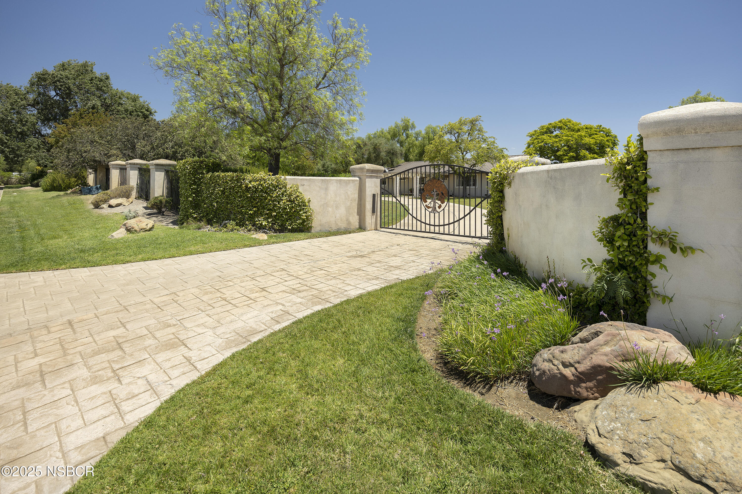 Santa Ynez, California 93460, United States, 3 Bedrooms Bedrooms, ,2 BathroomsBathrooms,Residential,Pending,165970