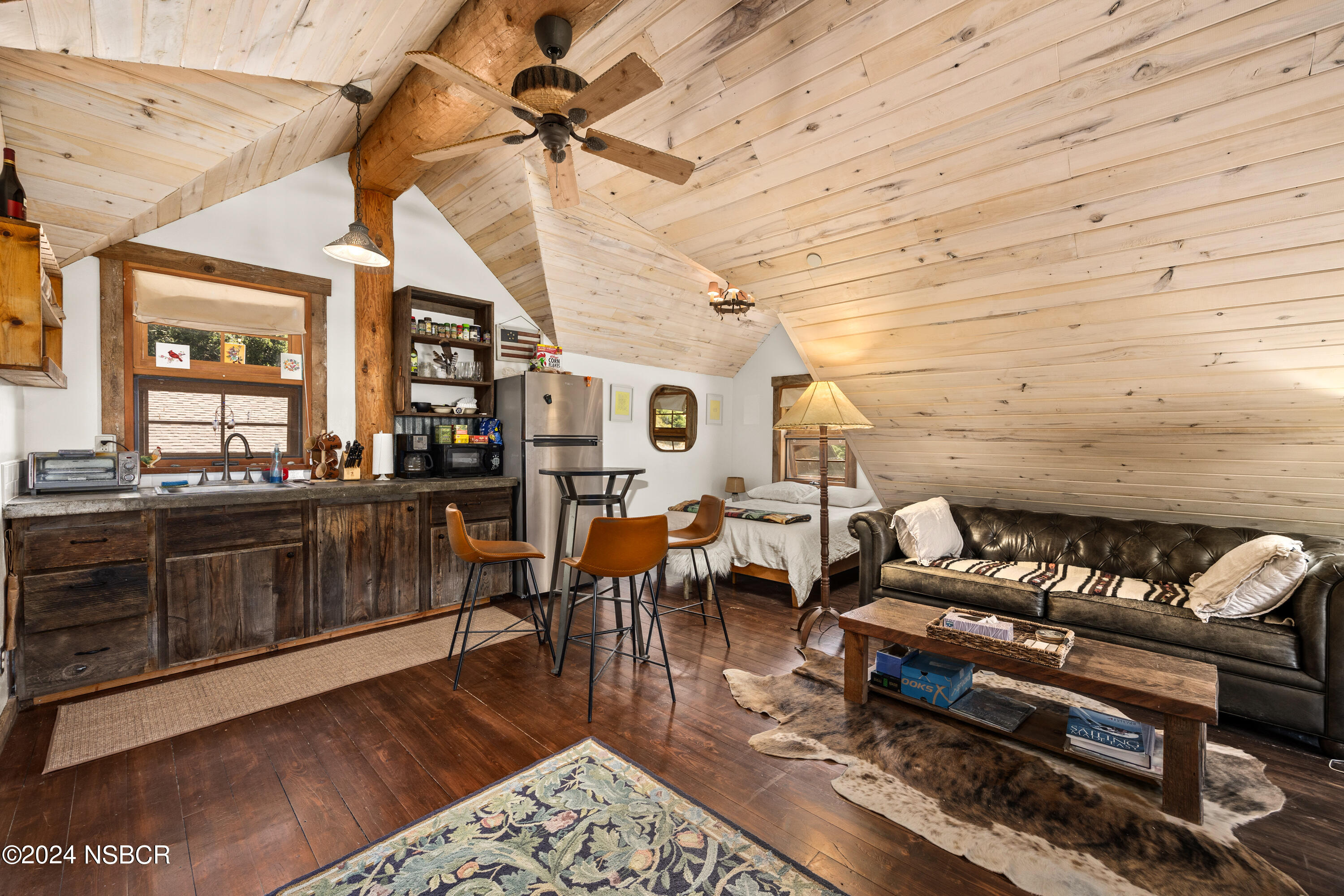 Lompoc, California 93436, United States, 3 Bedrooms Bedrooms, ,3 BathroomsBathrooms,Residential,Active,48651