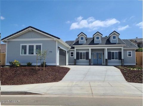 Photo of 1422 Black Oak Drive, Santa Maria, CA 93455 (MLS # 25001440)