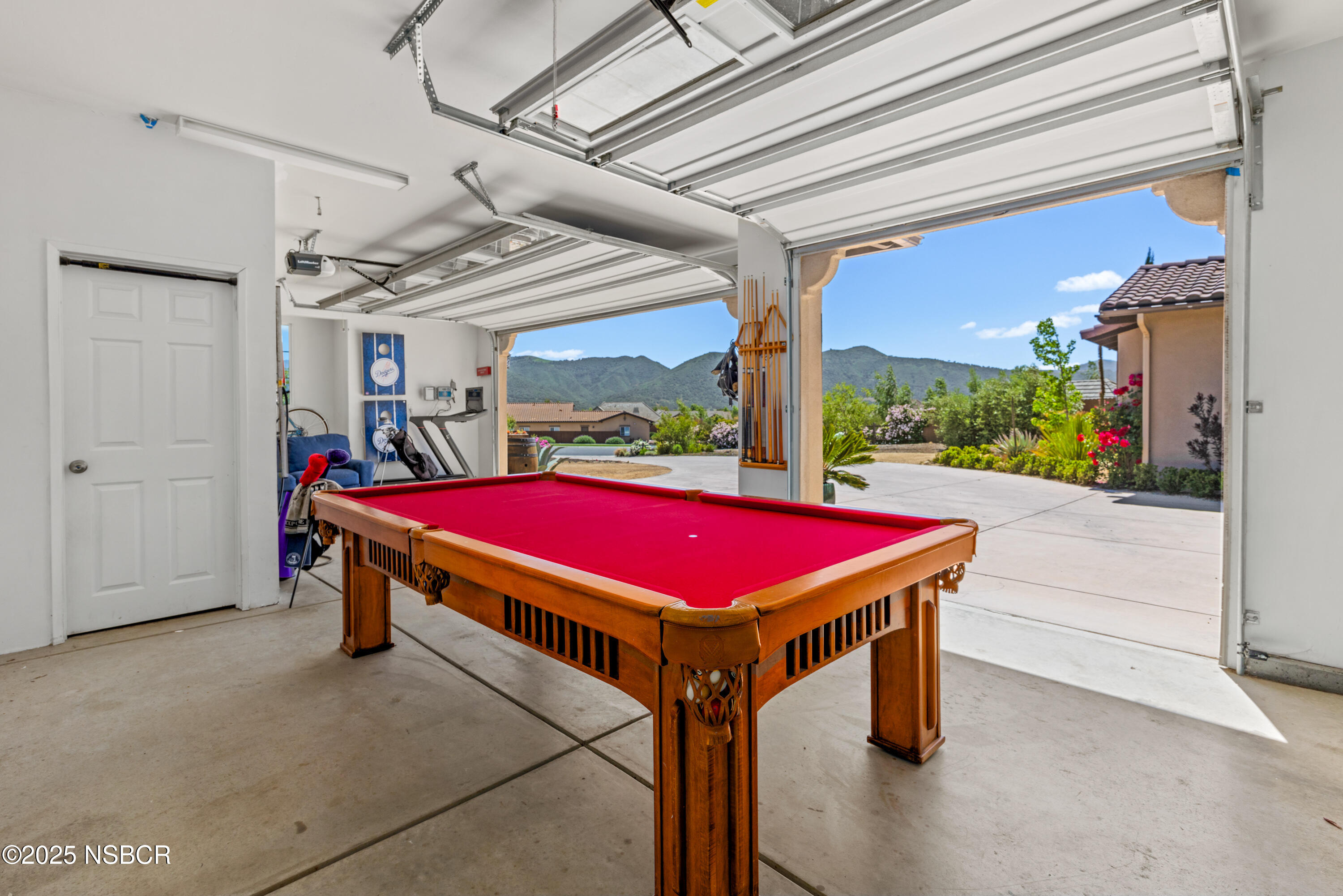 Solvang, California 93463, United States, 3 Bedrooms Bedrooms, ,4 BathroomsBathrooms,Residential,Active,131635