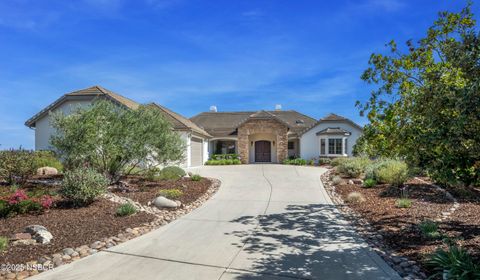 Photo of 224 Valhalla Drive, Solvang, CA 93463 (MLS # 25001894)