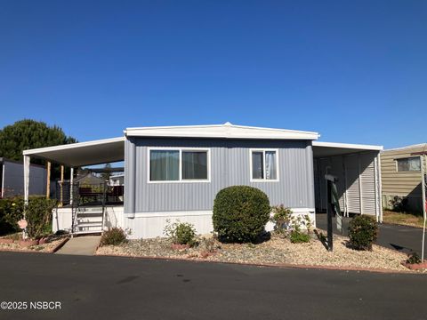 1701 S Thornburg Street Unit 35, Santa Maria, CA 93458 - MLS#: 25000061