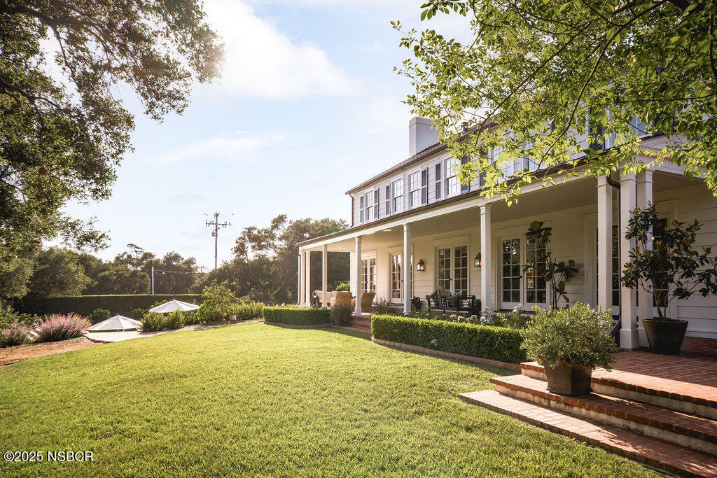 Santa Barbara, California 93105, United States, 5 Bedrooms Bedrooms, ,4 BathroomsBathrooms,Residential,Active,153749