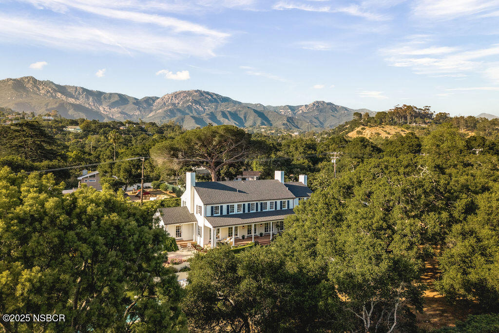 Santa Barbara, California 93105, United States, 5 Bedrooms Bedrooms, ,4 BathroomsBathrooms,Residential,Active,153749