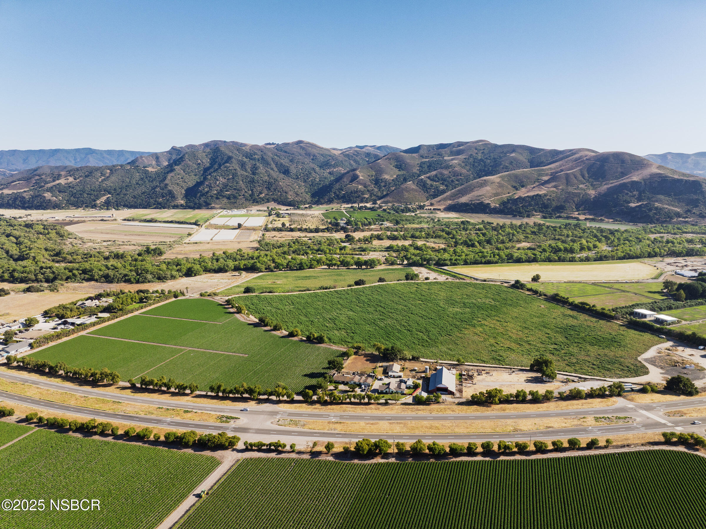 Buellton, California 93427, United States, 3 Bedrooms Bedrooms, ,3 BathroomsBathrooms,Residential,Active,196043