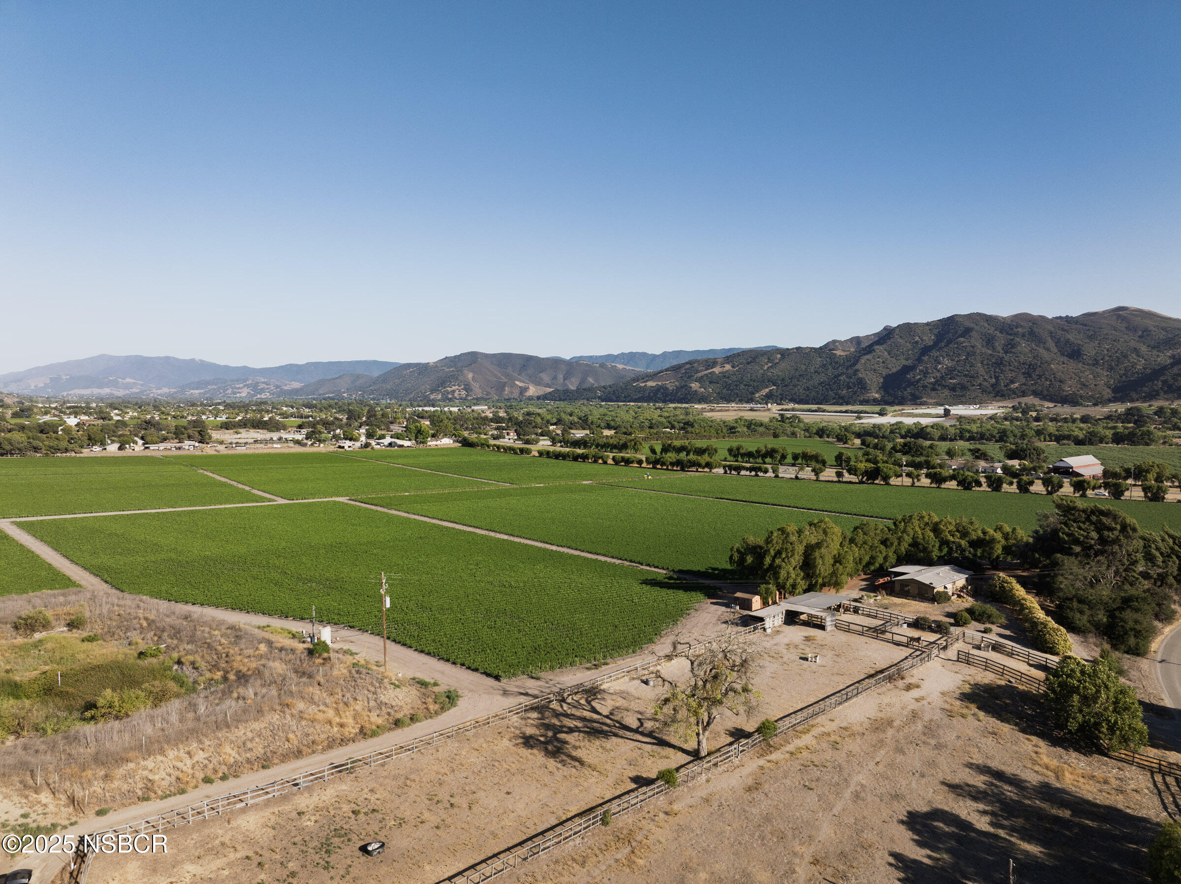 Buellton, California 93427, United States, 3 Bedrooms Bedrooms, ,3 BathroomsBathrooms,Residential,Active,196043