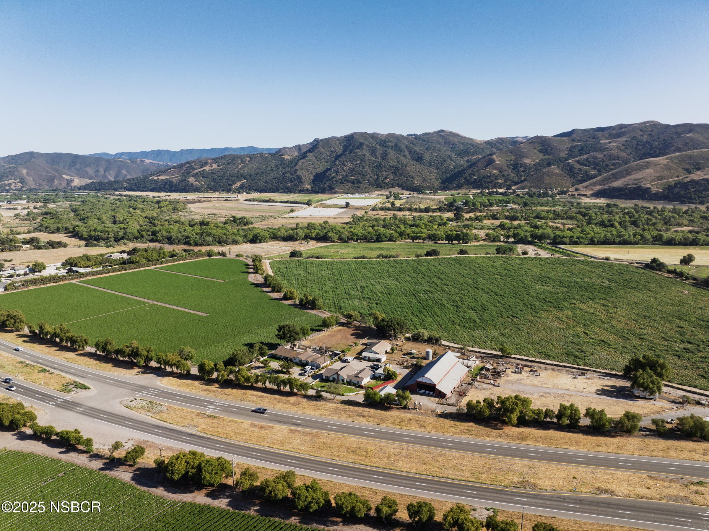 Buellton, California 93427, United States, 3 Bedrooms Bedrooms, ,3 BathroomsBathrooms,Residential,Active,196043