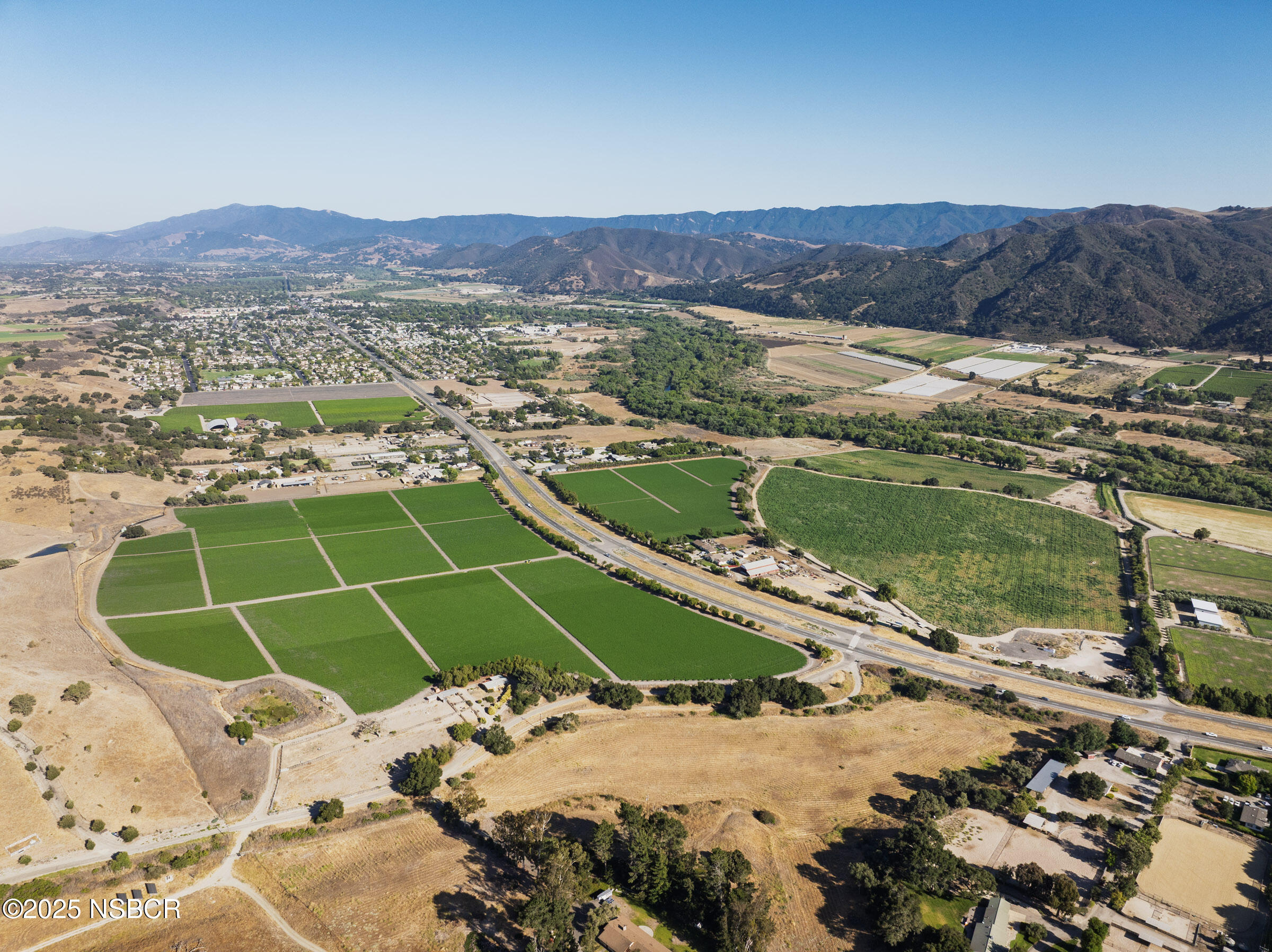 Buellton, California 93427, United States, 3 Bedrooms Bedrooms, ,3 BathroomsBathrooms,Residential,Active,196043