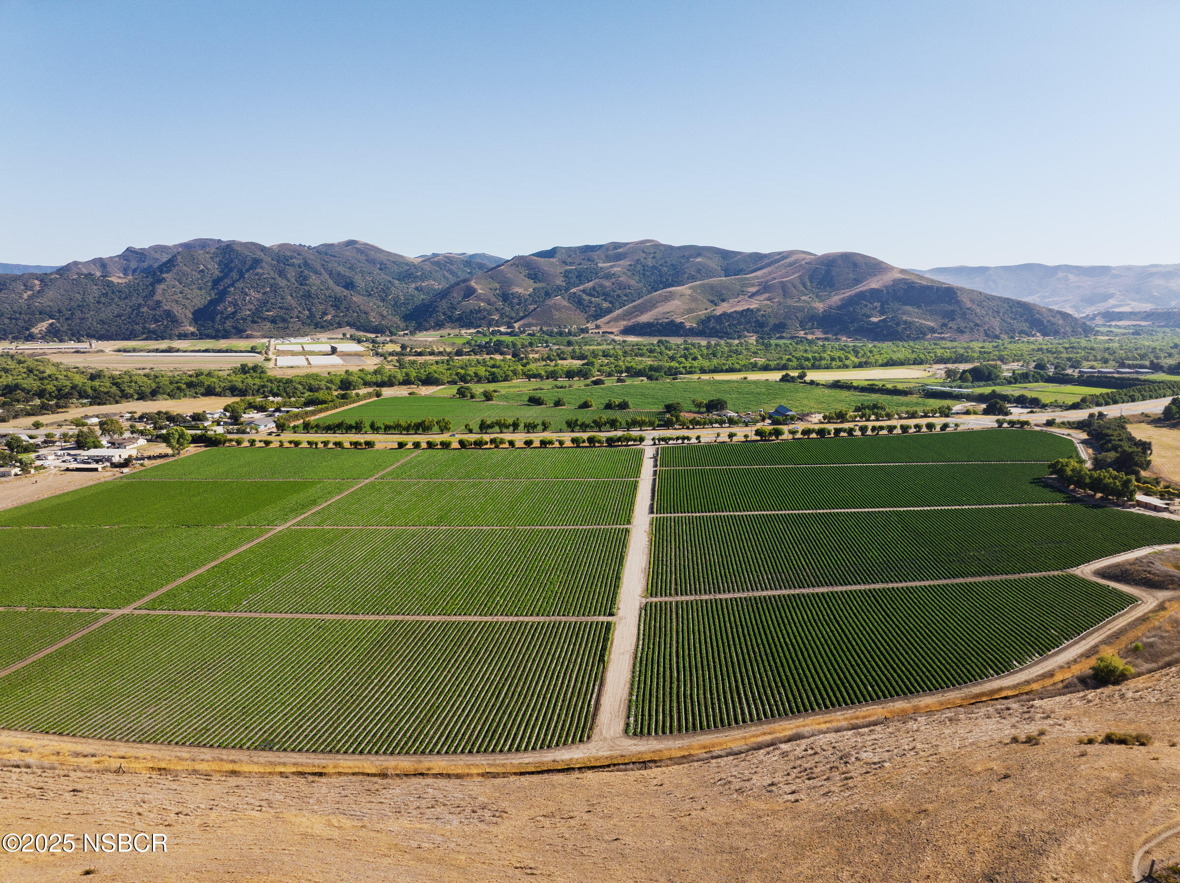 Buellton, California 93427, United States, 3 Bedrooms Bedrooms, ,3 BathroomsBathrooms,Residential,Active,196043