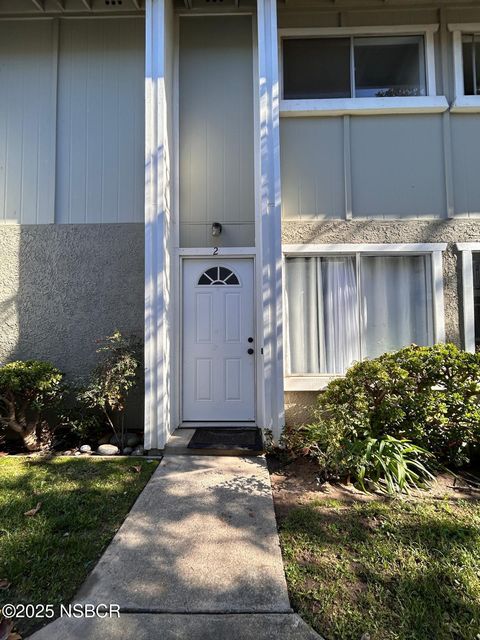 Photo of 427 E Park Avenue #2, Santa Maria, CA 93454 (MLS # 25002305)