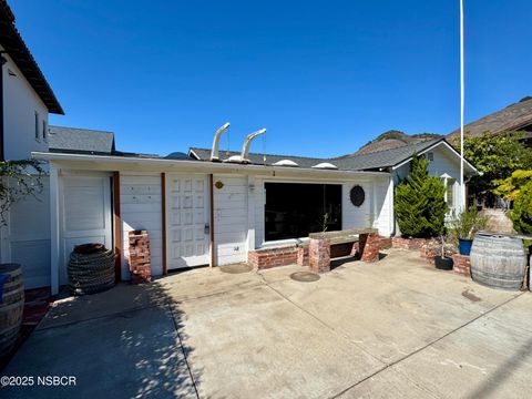 Photo of 304 Windward Avenue, Pismo Beach, CA 93449 (MLS # 25002114) Photo of 304 Windward Avenue, Pismo Beach, CA 93449 (MLS # 25002114)
