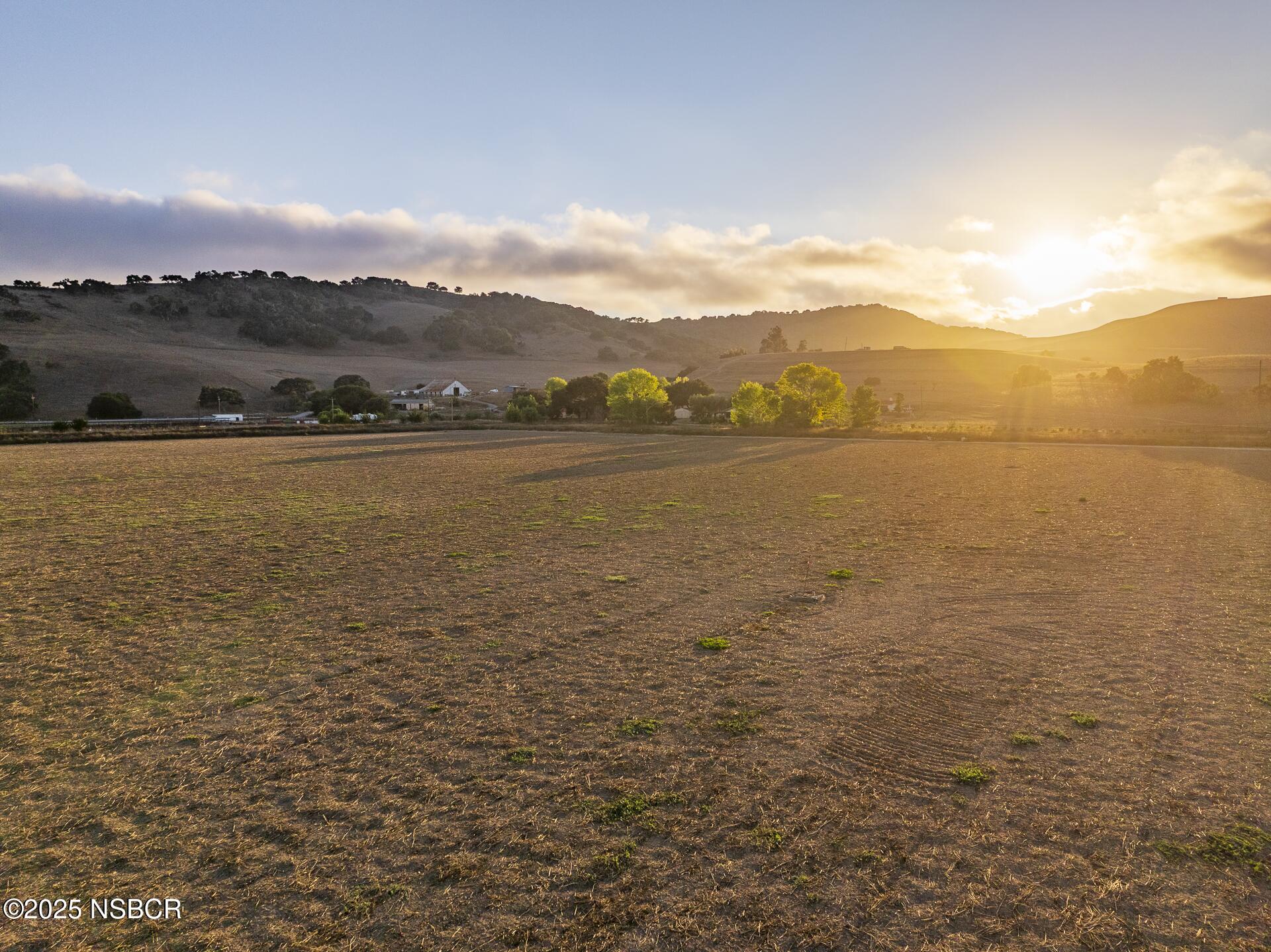 Buellton, California 93427, United States, 3 Bedrooms Bedrooms, ,1 BathroomBathrooms,Residential,Active,222279