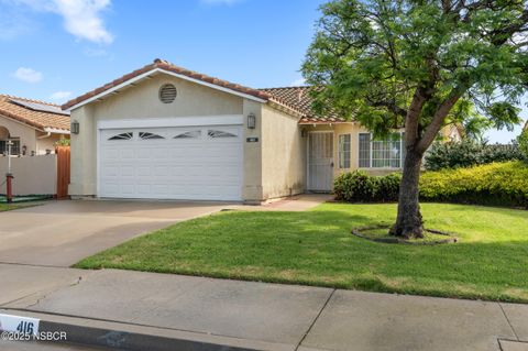 Photo of 416 E Playa Blanca Street, Santa Maria, CA 93455 (MLS # 25002092) Photo of 416 E Playa Blanca Street, Santa Maria, CA 93455 (MLS # 25002092)