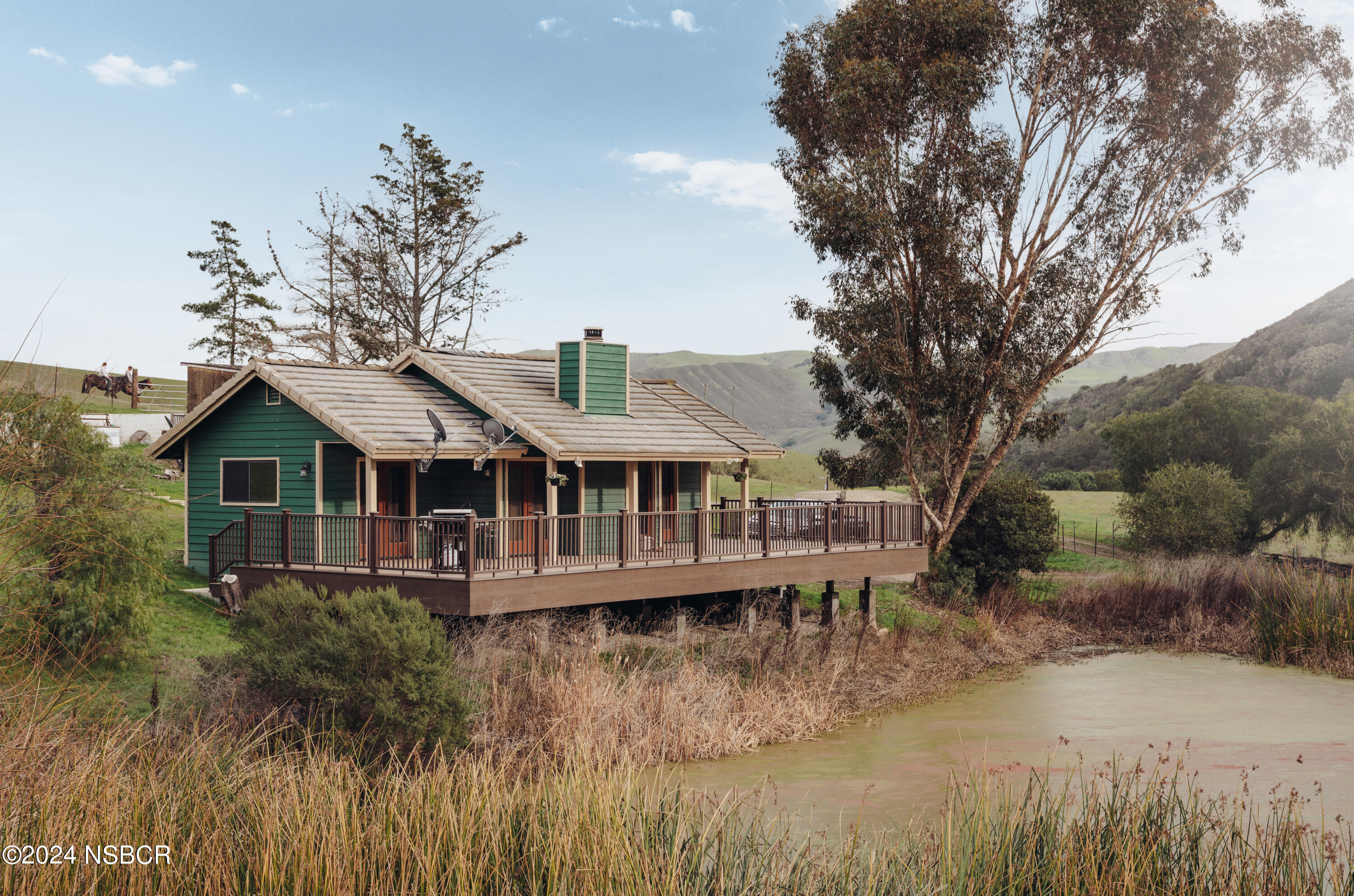 Lompoc, California 93436, United States, 10 Bedrooms Bedrooms, ,4 BathroomsBathrooms,Residential,Pending,196254