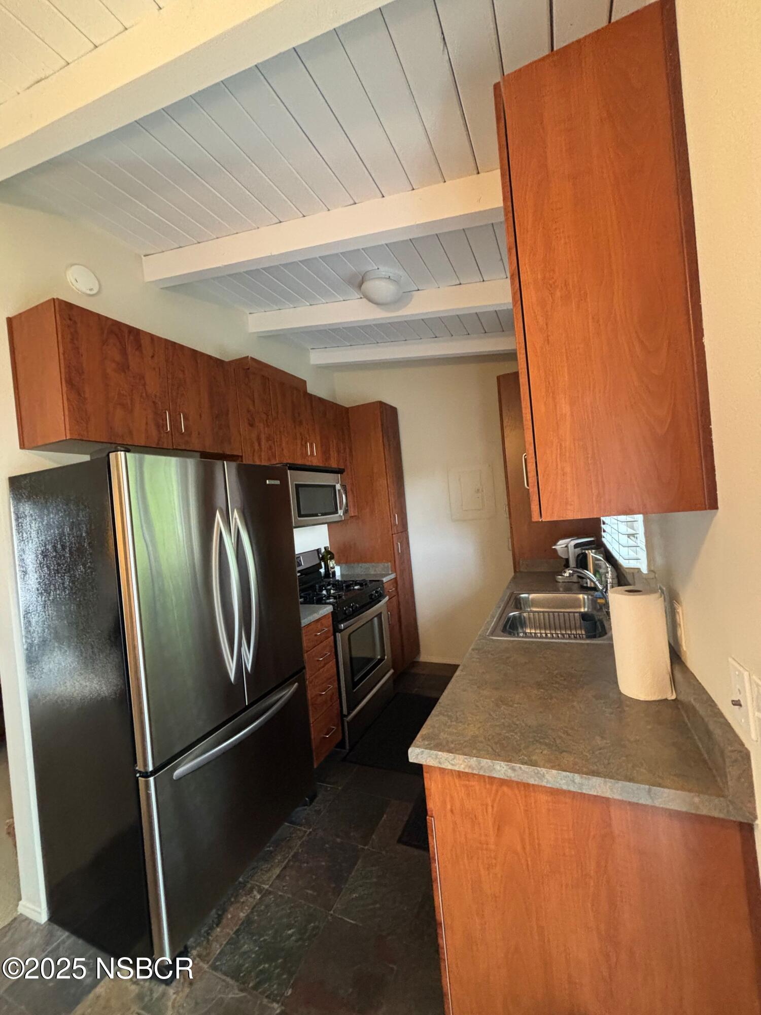 Santa Barbara, California 93105, United States, ,Commercial,Active,235938