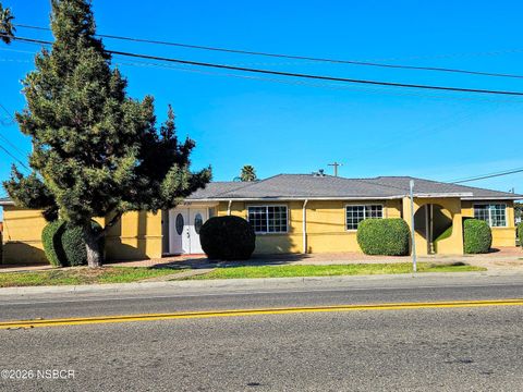 Photo of 531 N O Street, Lompoc, CA 93436 (MLS # 26000125)