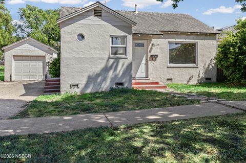 Photo of 406 S I Street, Lompoc, CA 93436 (MLS # 26000669)