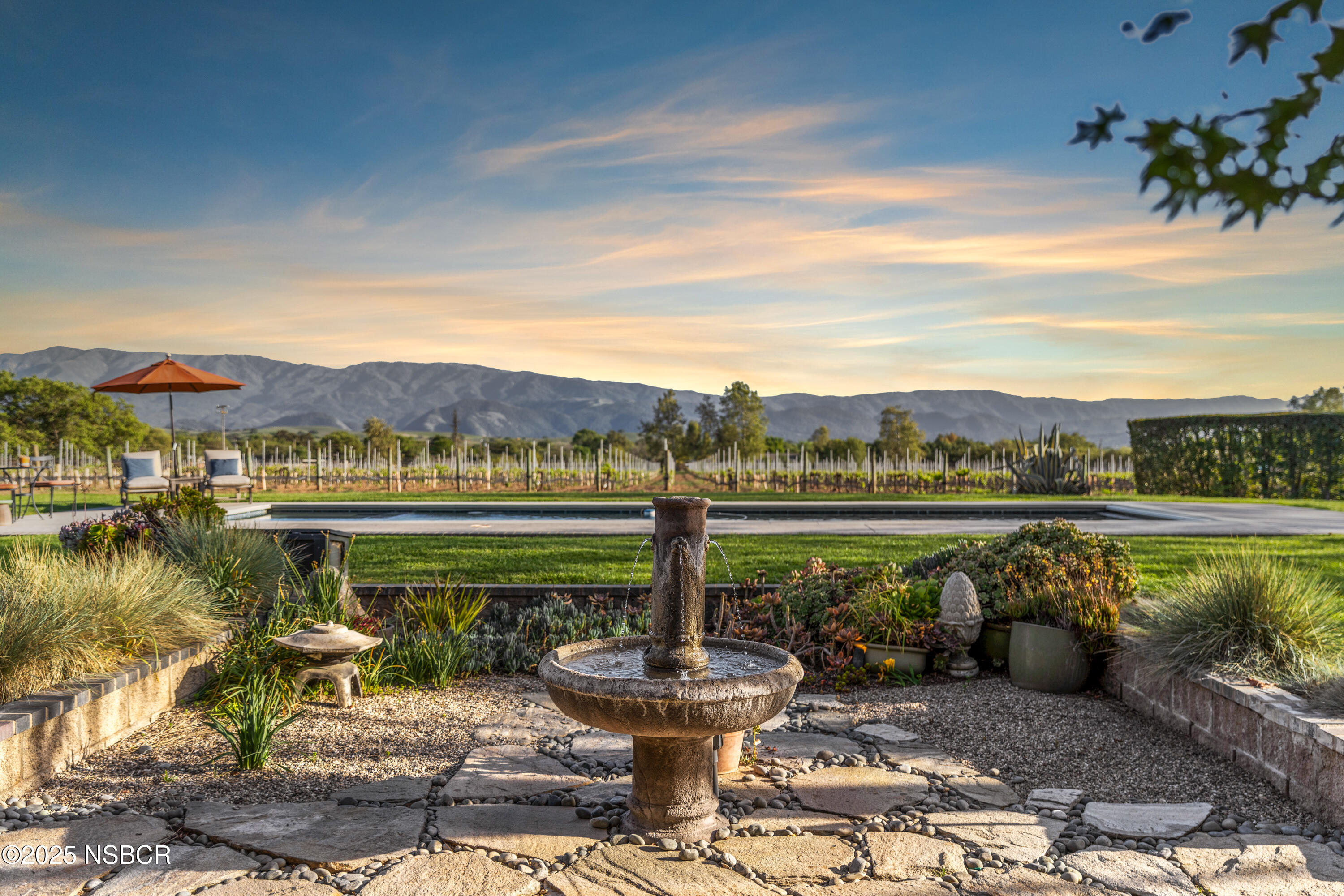 Santa Ynez, California 93460, United States, 4 Bedrooms Bedrooms, ,3 BathroomsBathrooms,Residential,Pending,121507