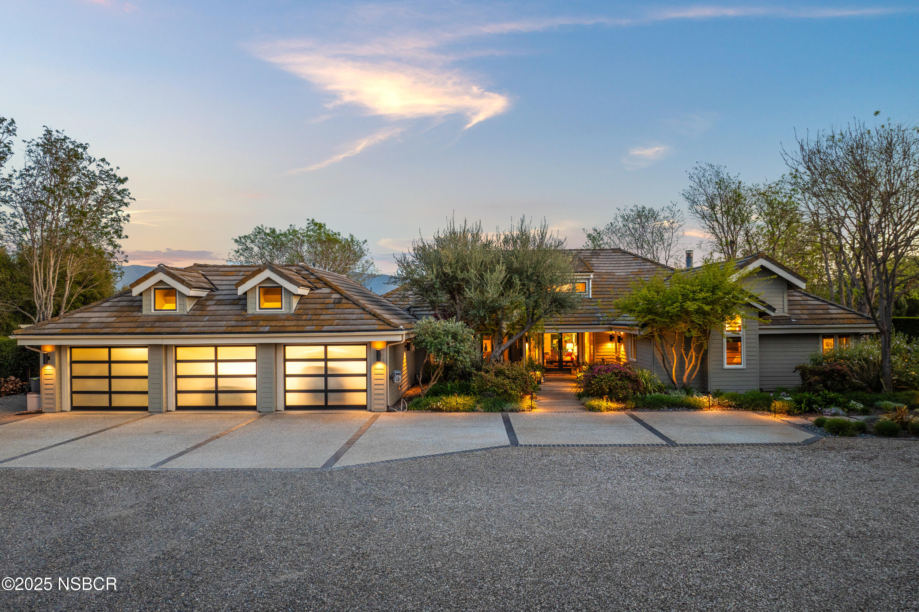 Santa Ynez, California 93460, United States, 4 Bedrooms Bedrooms, ,3 BathroomsBathrooms,Residential,Pending,121507