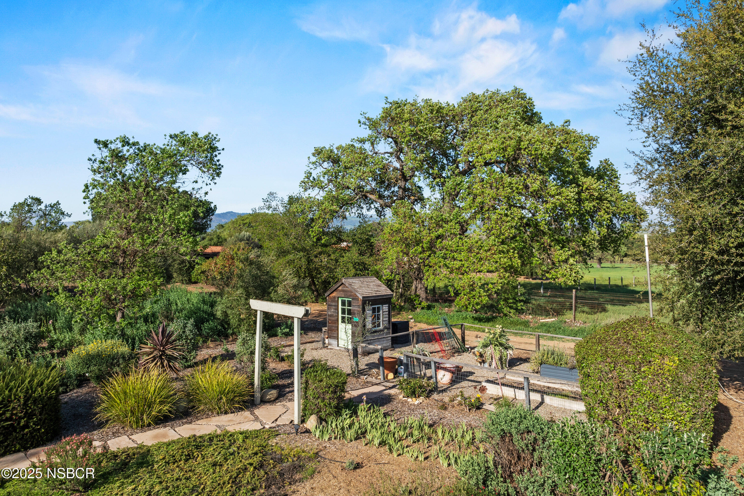 Santa Ynez, California 93460, United States, 4 Bedrooms Bedrooms, ,3 BathroomsBathrooms,Residential,Pending,121507