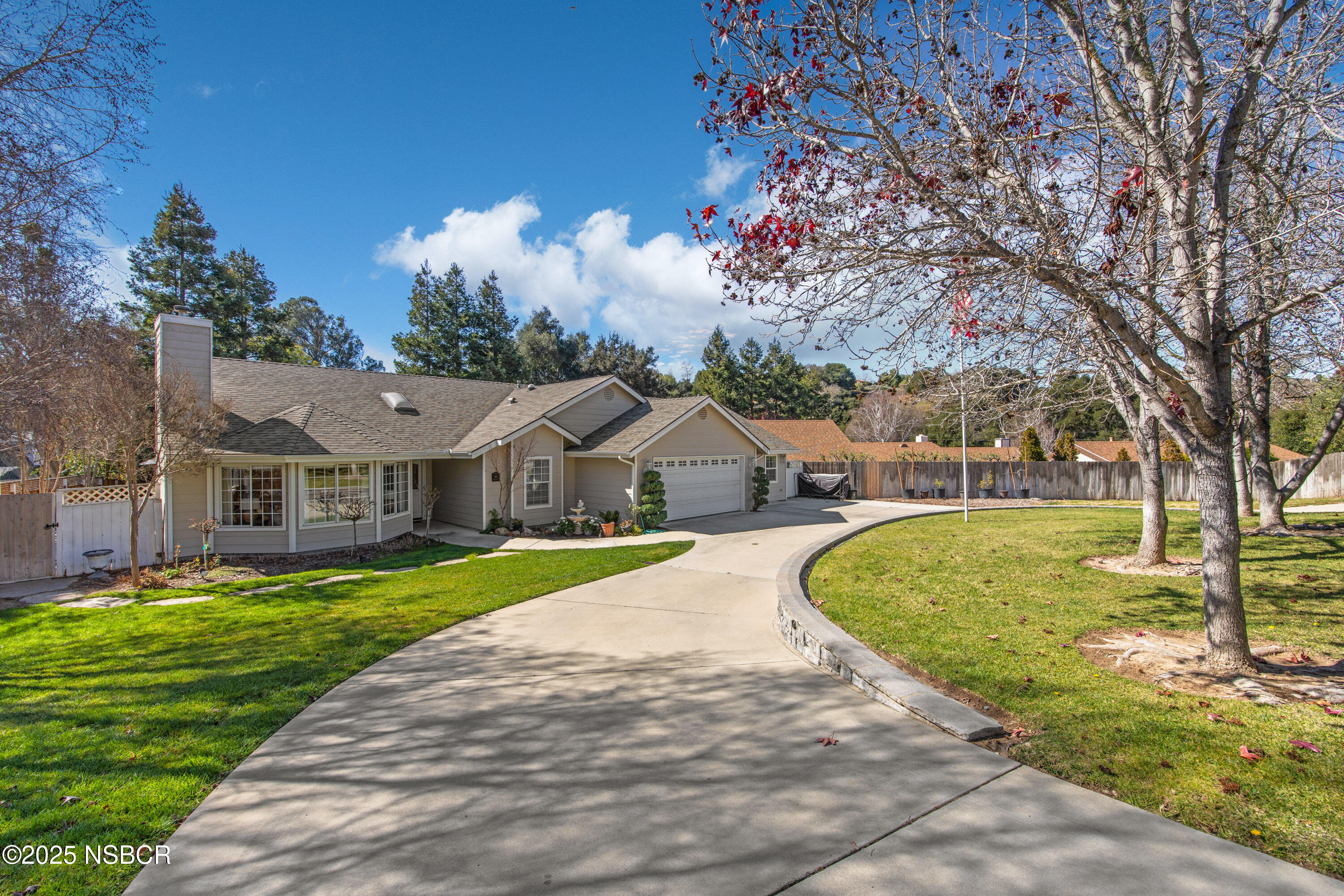 Solvang, California 93463, United States, 3 Bedrooms Bedrooms, ,2 BathroomsBathrooms,Residential,Active,164040