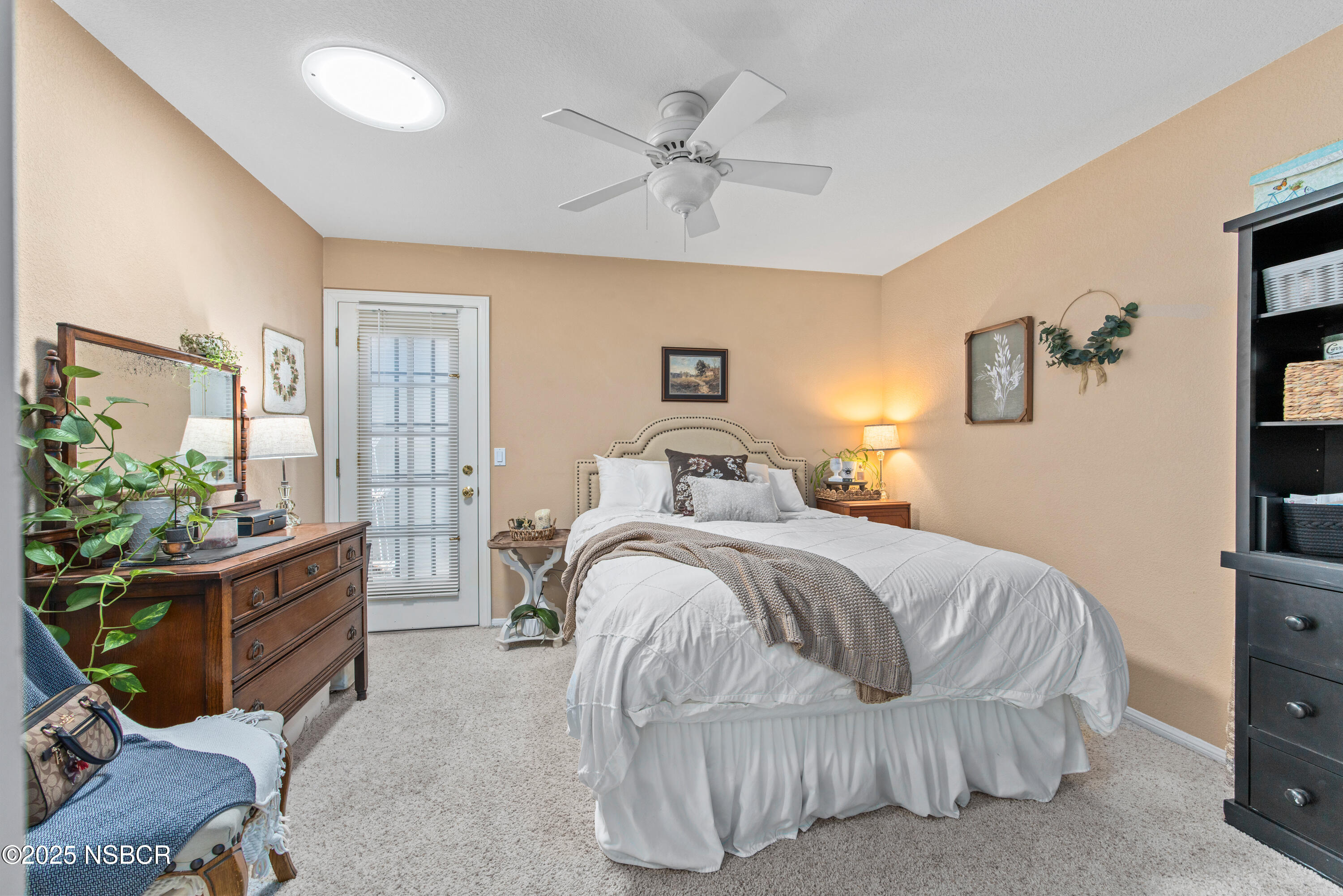 Solvang, California 93463, United States, 3 Bedrooms Bedrooms, ,2 BathroomsBathrooms,Residential,Active,164040