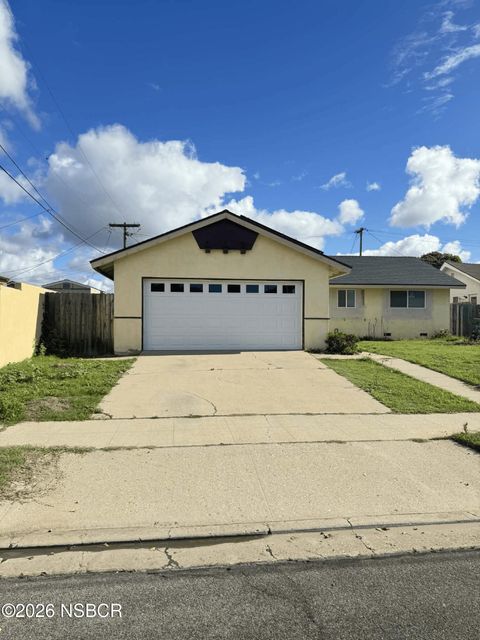 Photo of 1860 N Miller Street, Santa Maria, CA 93454 (MLS # 26000399)