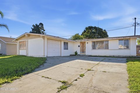 Photo of 226 W Creston Street, Santa Maria, CA 93458 (MLS # 26000109)