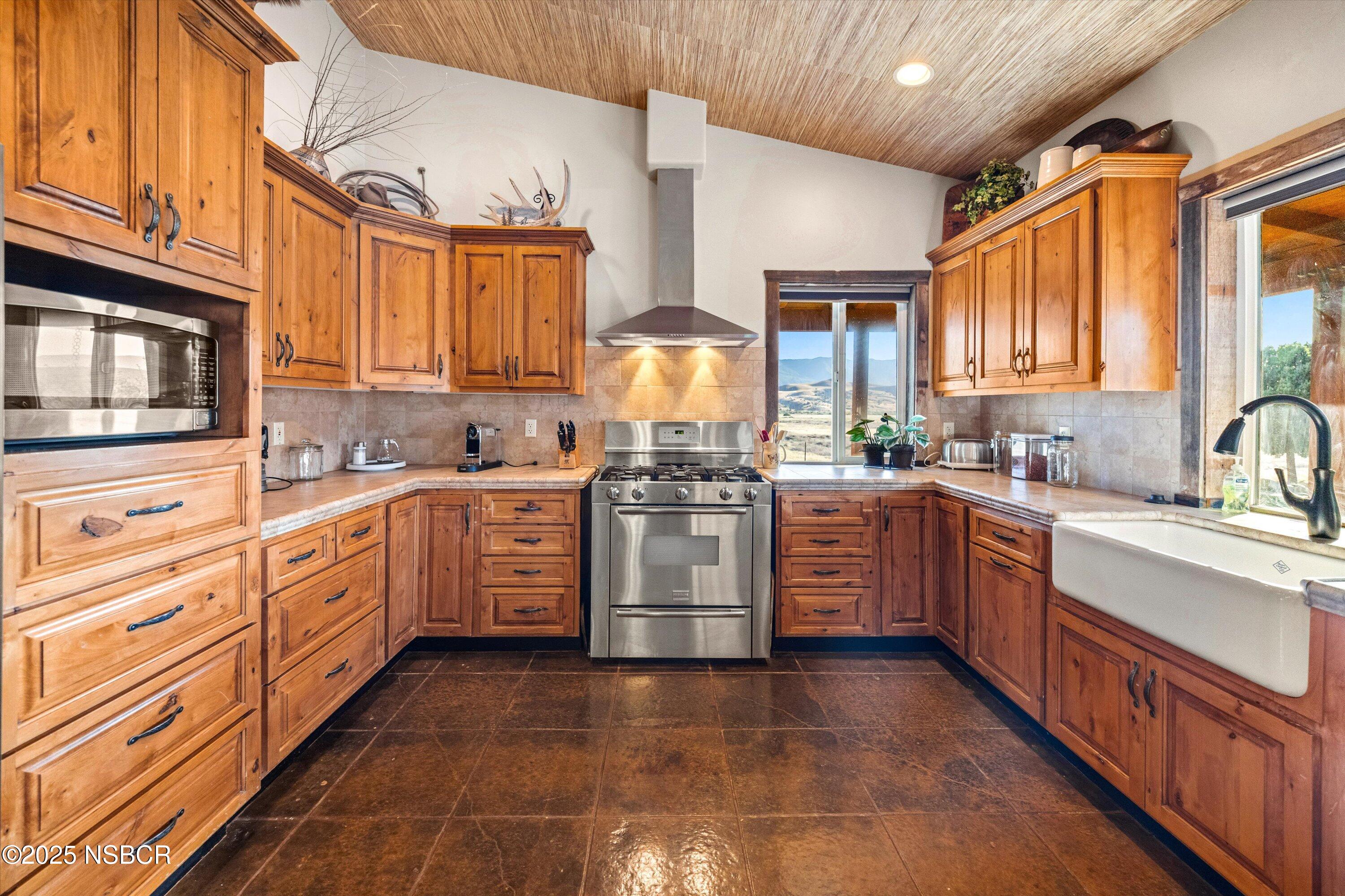 Cuyama, California 93254, United States, 2 Bedrooms Bedrooms, ,1 BathroomBathrooms,Residential,Active,177845