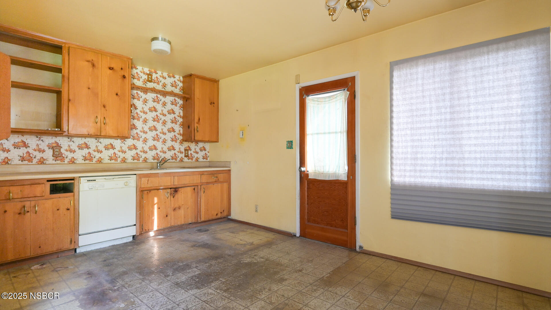 Los Alamos, California 93440, United States, 2 Bedrooms Bedrooms, ,1 BathroomBathrooms,Residential,Active,252315