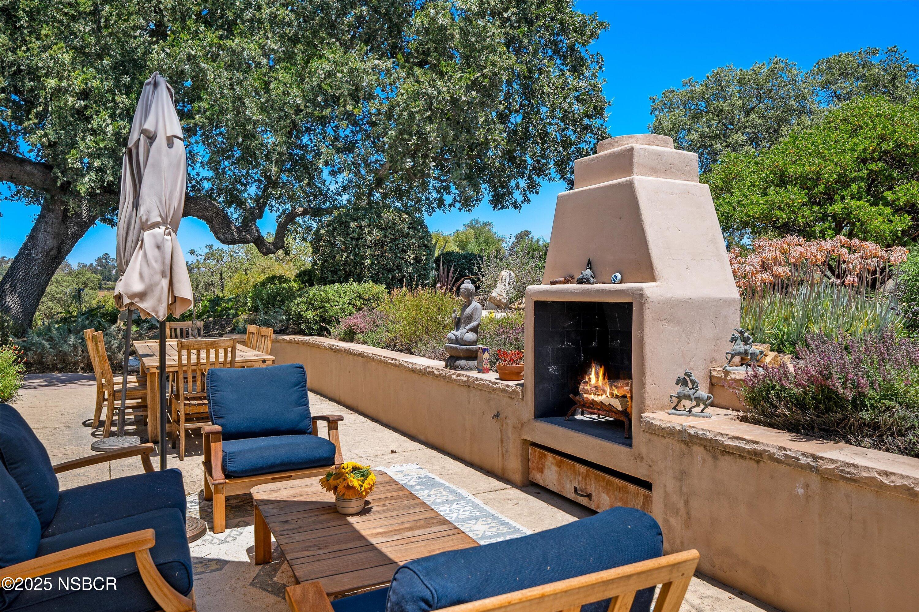 Santa Ynez, California 93460, United States, 4 Bedrooms Bedrooms, ,3 BathroomsBathrooms,Residential,Active,162758