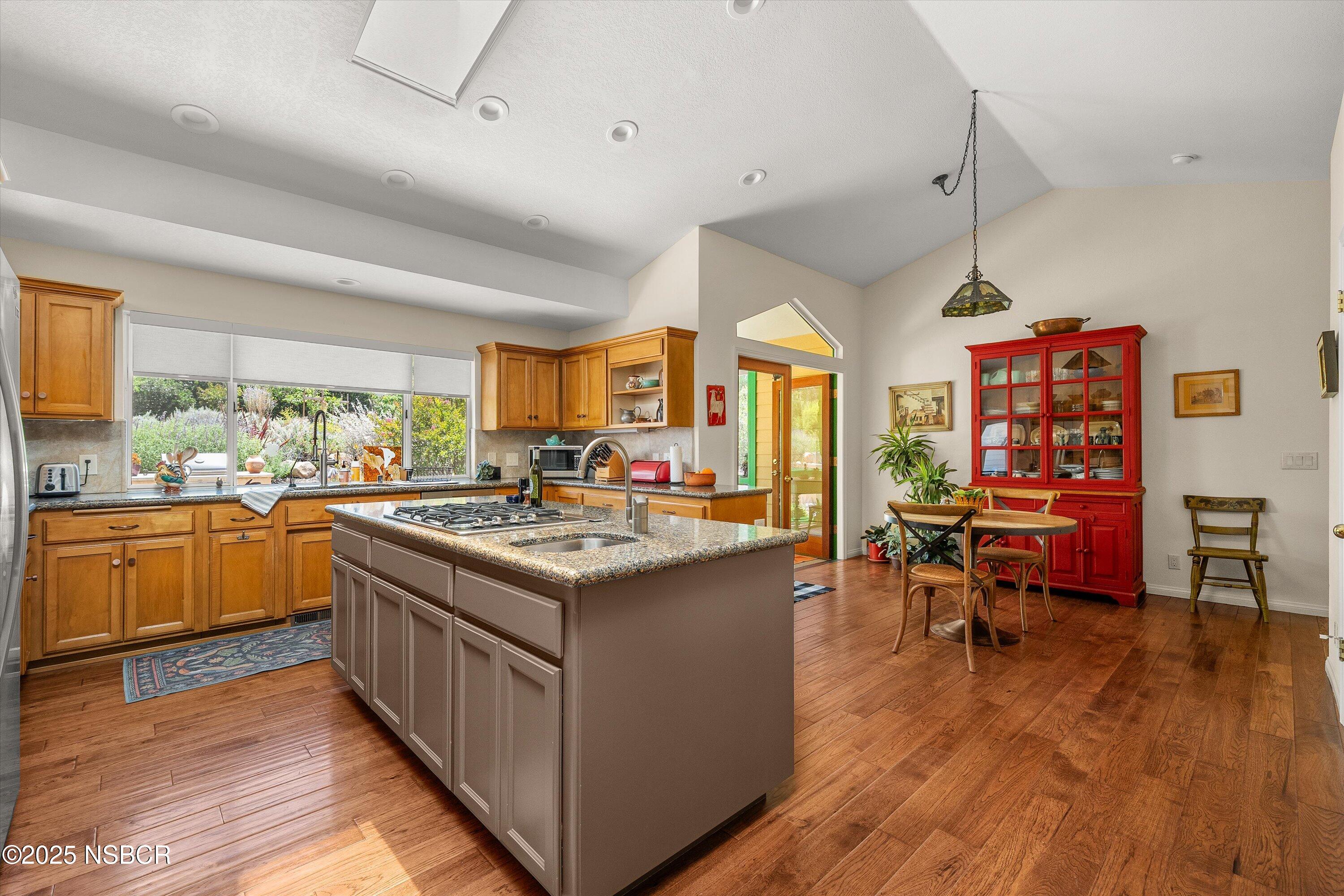 Santa Ynez, California 93460, United States, 4 Bedrooms Bedrooms, ,3 BathroomsBathrooms,Residential,Active,162758