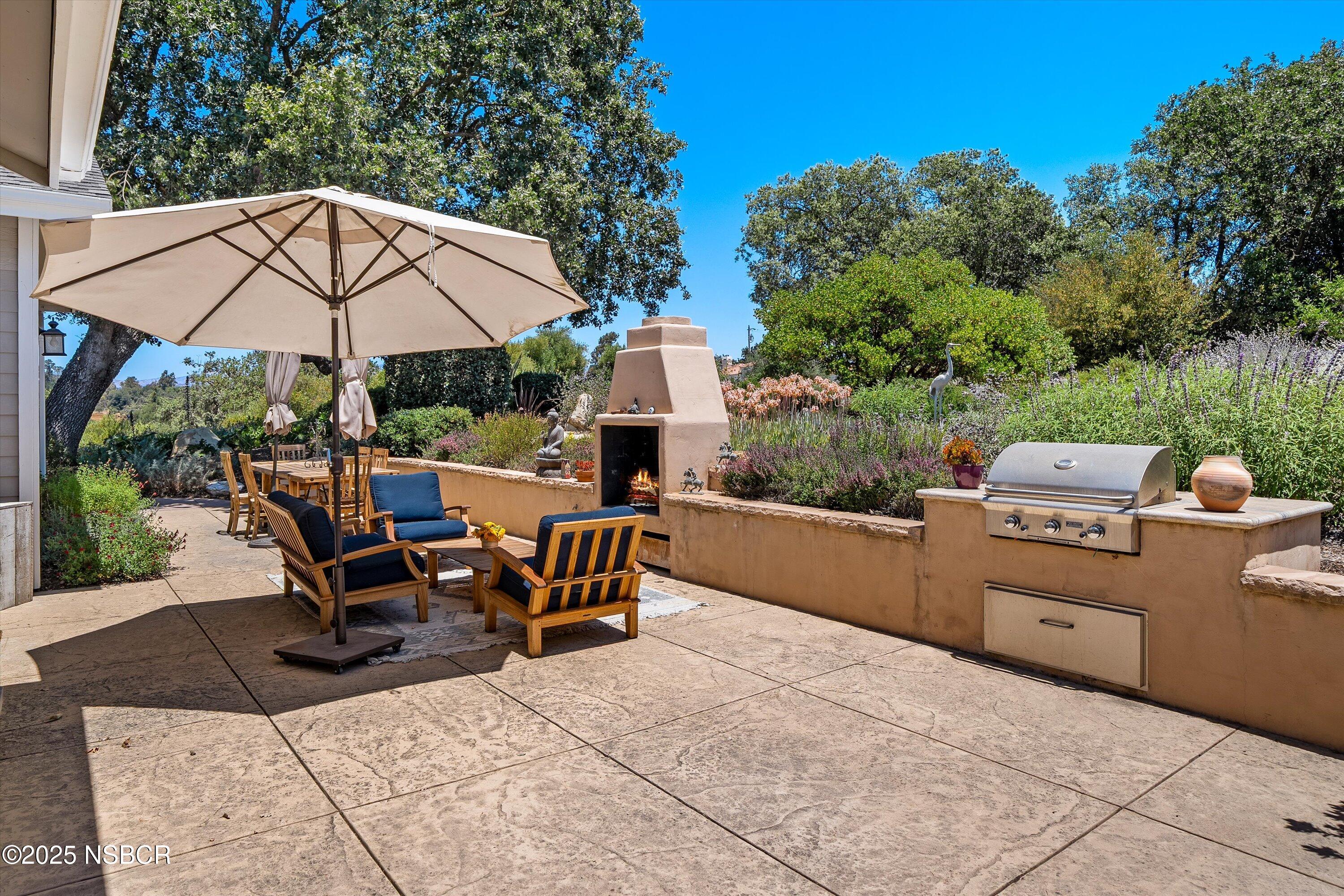 Santa Ynez, California 93460, United States, 4 Bedrooms Bedrooms, ,3 BathroomsBathrooms,Residential,Active,162758