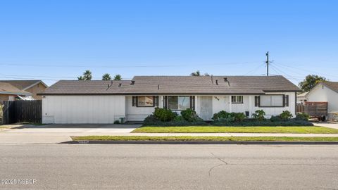 Photo of 1878 Teakwood Drive, Santa Maria, CA 93455 (MLS # 25002235)
