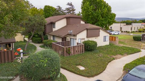 Photo of 1200 E Walnut Avenue #A, Lompoc, CA 93436 (MLS # 25002029)