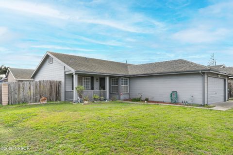 Photo of 1458 Jacaranda Court, Santa Maria, CA 93458 (MLS # 25002353)