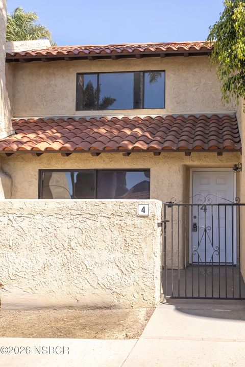 Photo of 829 Jones Street #4, Santa Maria, CA 93454 (MLS # 26000170)
