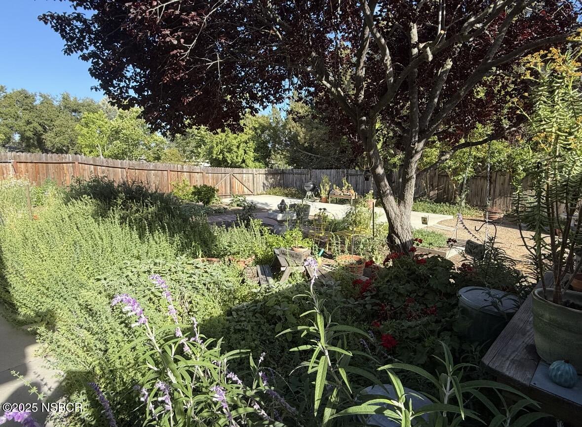 Santa Ynez, California 93460, United States, 3 Bedrooms Bedrooms, ,2 BathroomsBathrooms,Residential,Active,214993