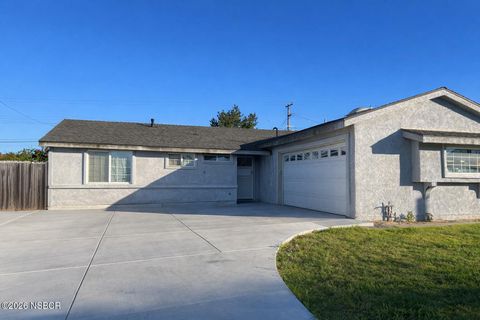 Photo of 829 Millstone Avenue, Santa Maria, CA 93455 (MLS # 26000086)