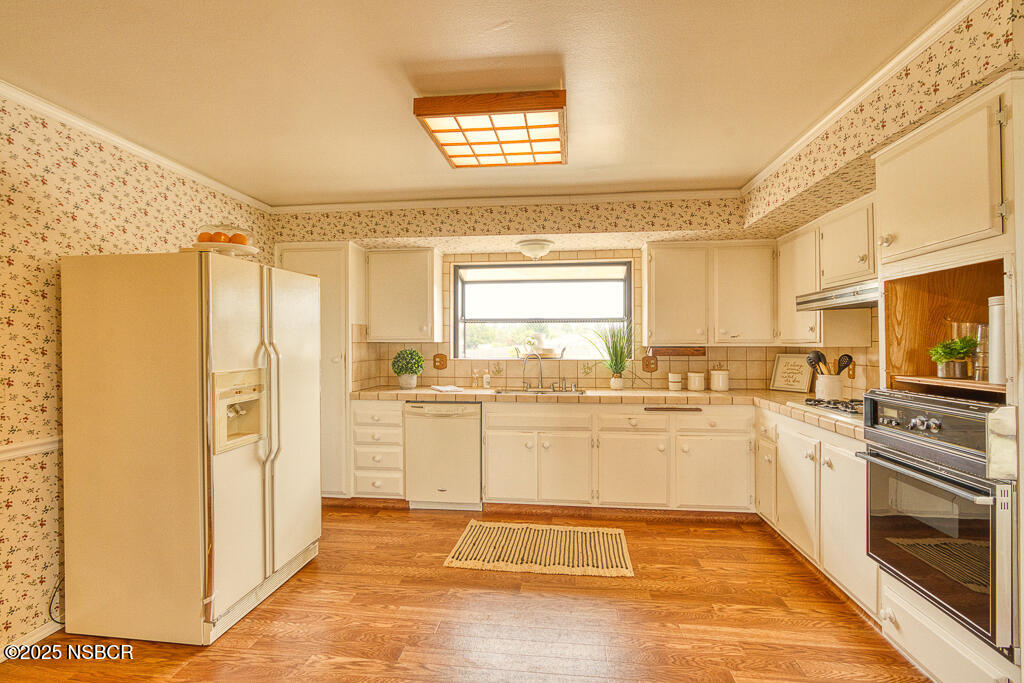 Nipomo, California 93444, United States, 4 Bedrooms Bedrooms, ,2 BathroomsBathrooms,Residential,Active,137977