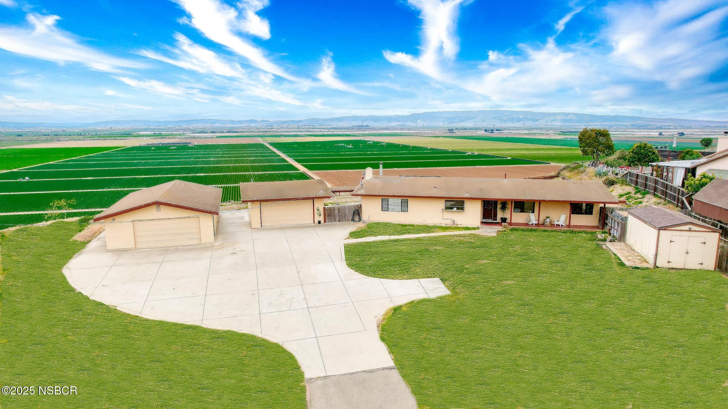 Nipomo, California 93444, United States, 4 Bedrooms Bedrooms, ,2 BathroomsBathrooms,Residential,Active,137977