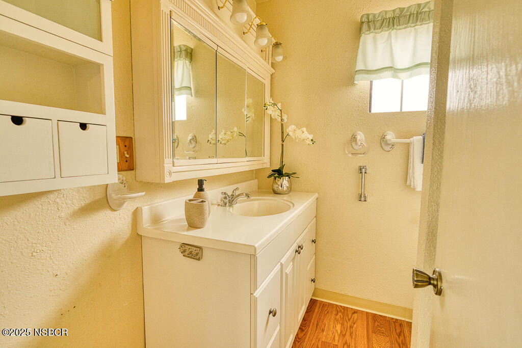 Nipomo, California 93444, United States, 4 Bedrooms Bedrooms, ,2 BathroomsBathrooms,Residential,Active,137977