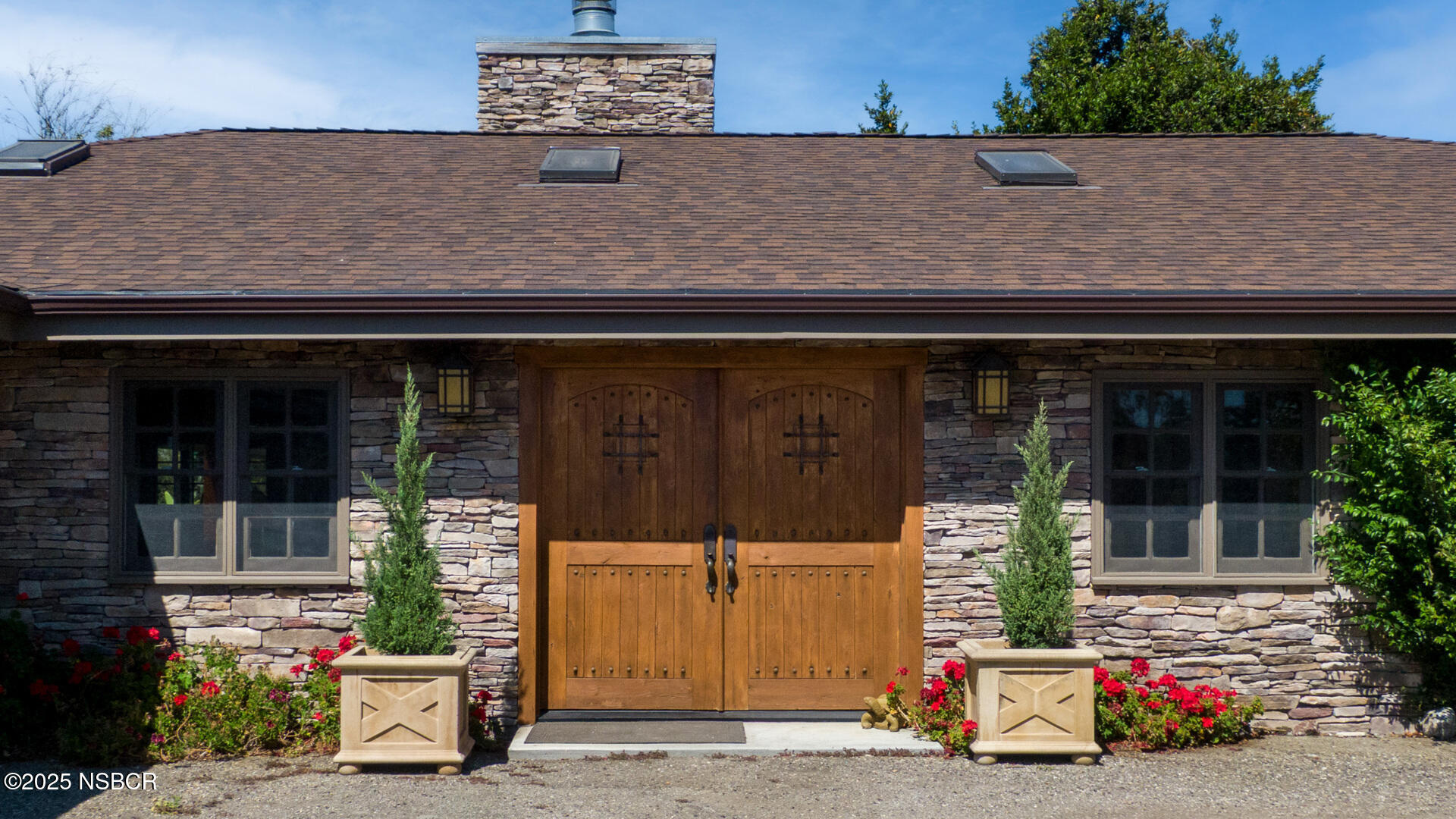 Solvang, California 93463, United States, 4 Bedrooms Bedrooms, ,4 BathroomsBathrooms,Residential,Active,163016