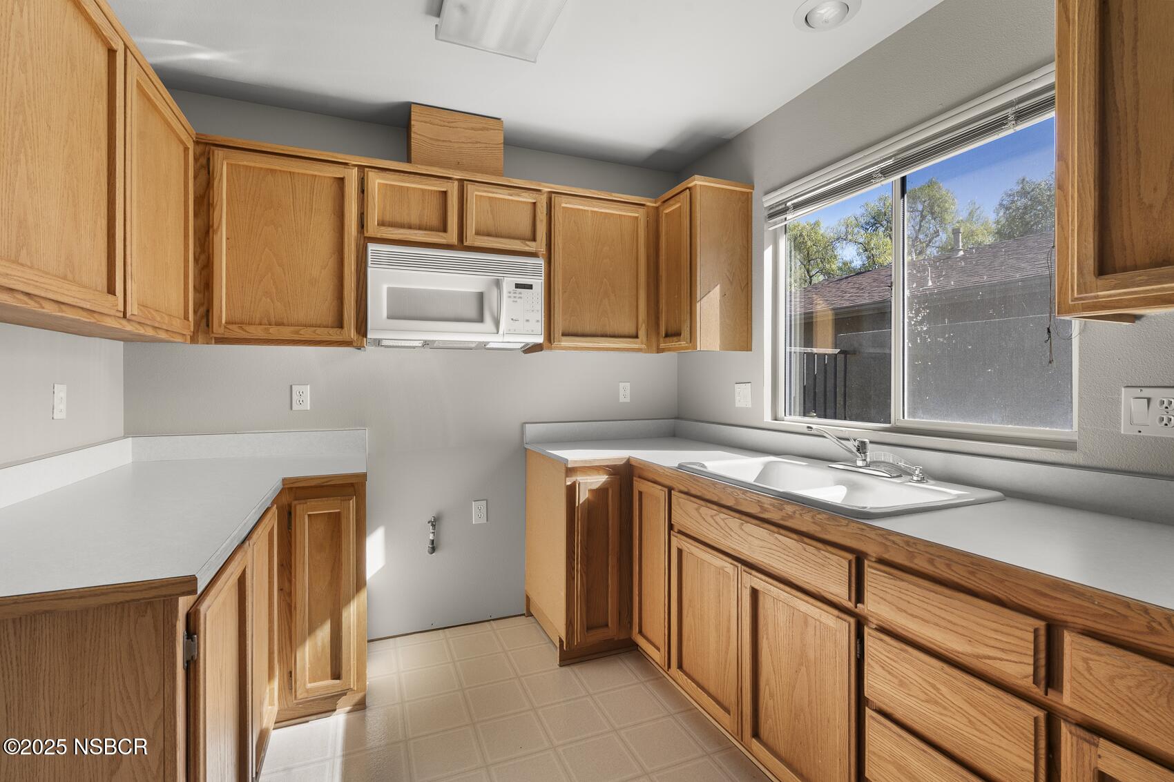 Santa Ynez, California 93460, United States, 4 Bedrooms Bedrooms, ,6 BathroomsBathrooms,Residential,Active,235362